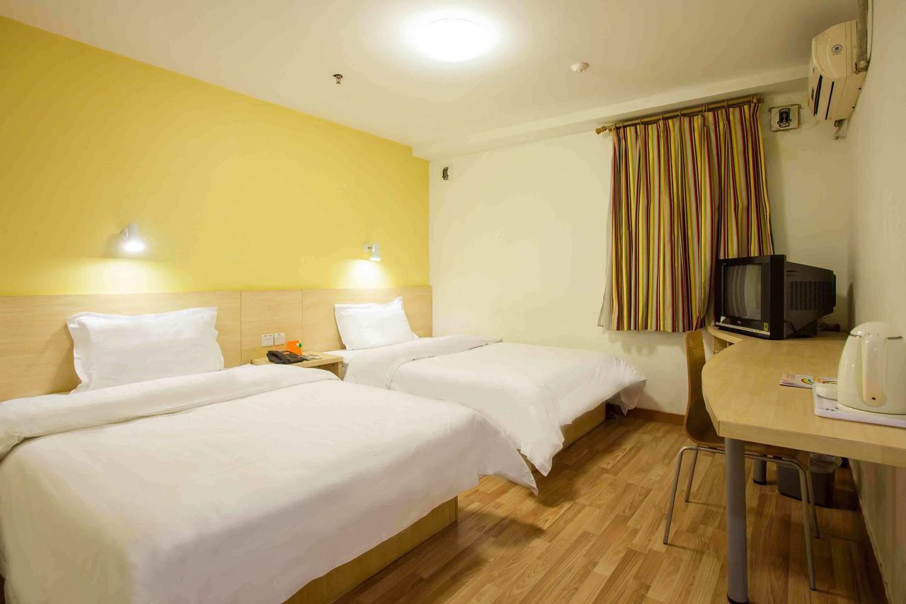 7Days Inn Chenzhou Rucheng Luyang Avenue Εξωτερικό φωτογραφία