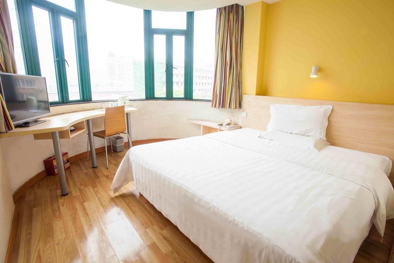 7Days Inn Chenzhou Rucheng Luyang Avenue Εξωτερικό φωτογραφία